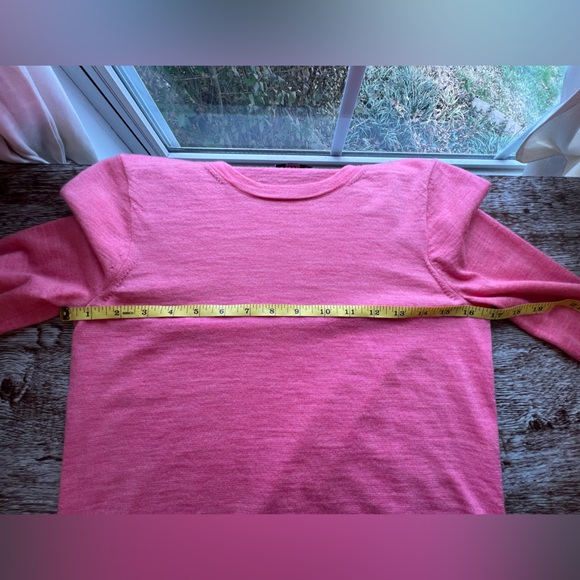 J. Crew 100% Merino Wool Coral Long Sleeve Light Weight Sweater Normcore Size M - Picture 5 of 7